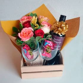 thumb-kit-com-flores-vinho-e-tacas-1