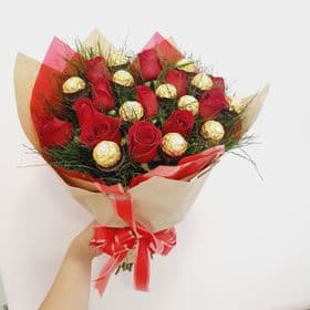 thumb-buque-12-rosas-e-12-ferrero-rocher-1