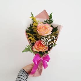 thumb-ramalhete-com-2-rosas-cor-de-rosa-0