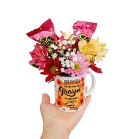 thumb-caneca-com-flores-e-bombons-0